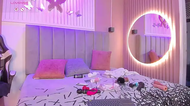 chantall1375's cam snapshot