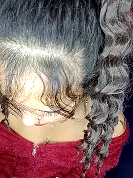 BellaChiquis_'s cam snapshot