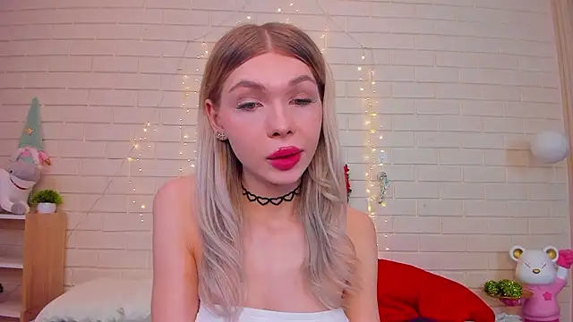 Blondy_Fina live sex cam