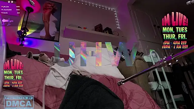 urhappywaifu live sex cam