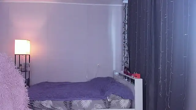 ReddHotPipper's cam snapshot