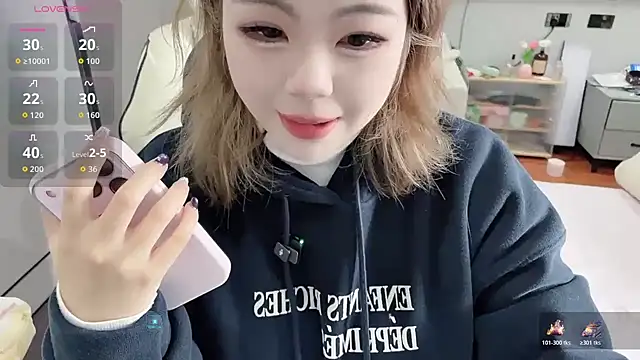 22Momo-'s cam snapshot