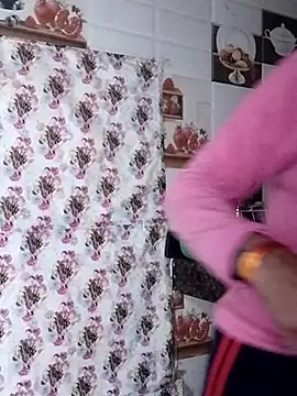 Hot-Pooja25's cam snapshot