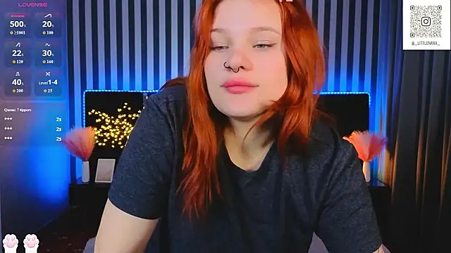 Clumsy_Nana's cam snapshot