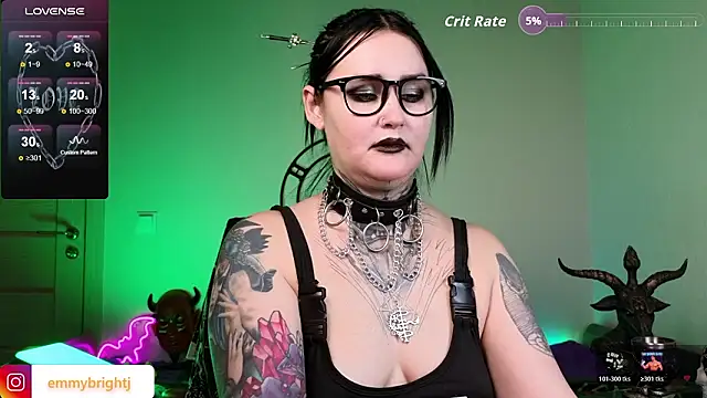 Emmybrightj_'s cam snapshot