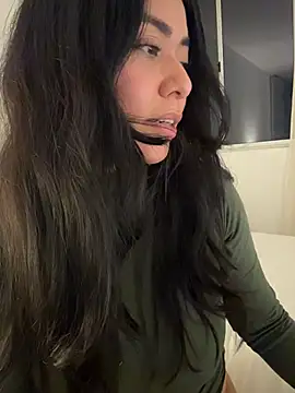 PetitLumiere live sex cam