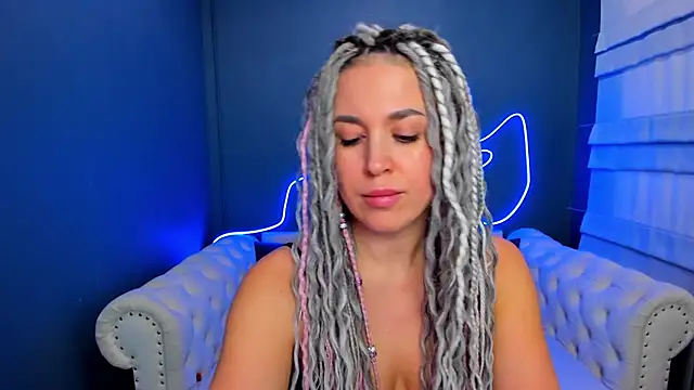 rock_n_roxy's cam snapshot