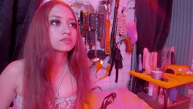 mhannia_bdsm303av's cam snapshot