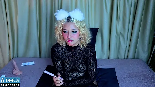 ahsly_Zam's cam snapshot