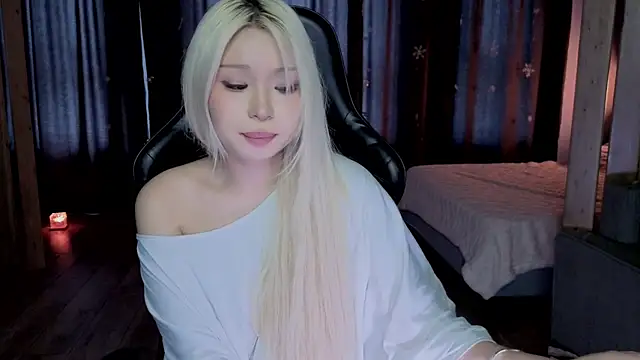 RileyMee live sex cam