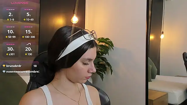 cloee20_'s cam snapshot