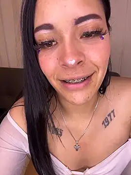 cristal__violetaa's cam snapshot