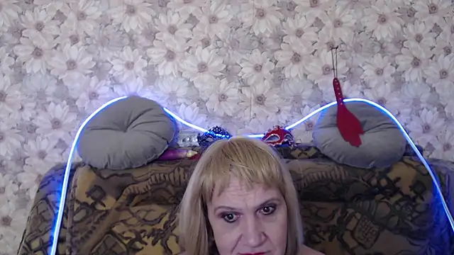 MissBekker's cam snapshot