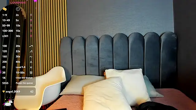 Nicolette_ks_'s cam snapshot