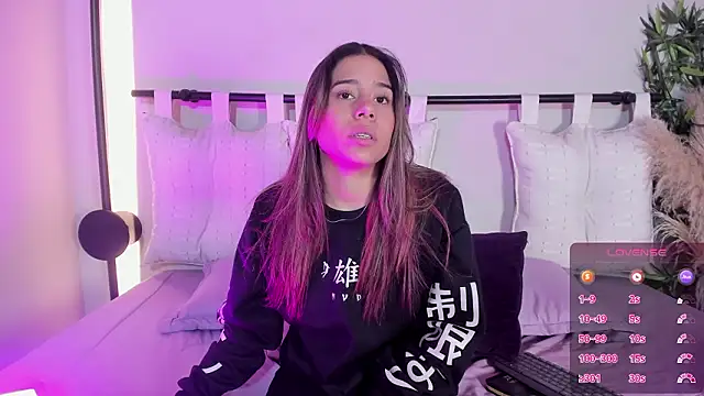 Rachell_criss's cam snapshot