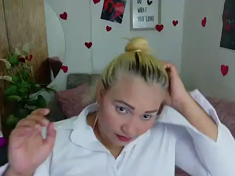 laleska_montenegro's cam snapshot