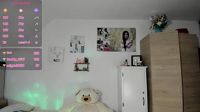 Veronikolsen-'s cam snapshot