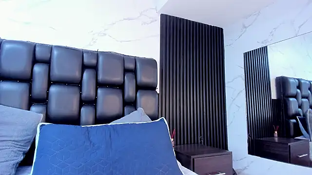 AuroraBon's cam snapshot