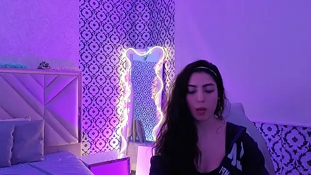 Ixchel_tay's cam snapshot