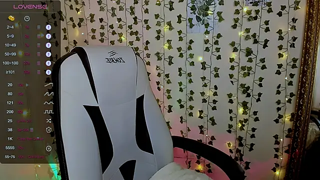 AnyaTaylor_'s cam snapshot