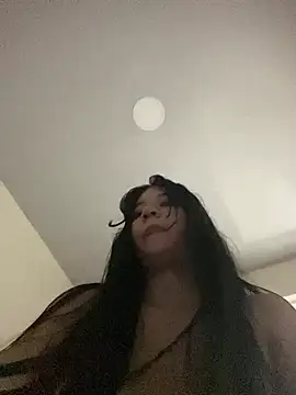 Emi_blair live sex cam