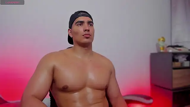 JamesGraay live sex cam