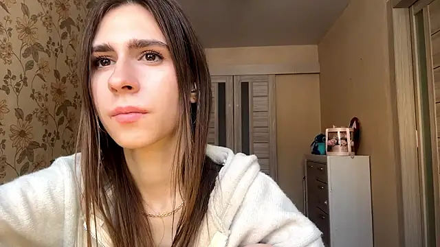 ElsieKuhlmann live sex cam