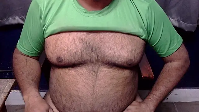 hairysubcub_70 live sex cam