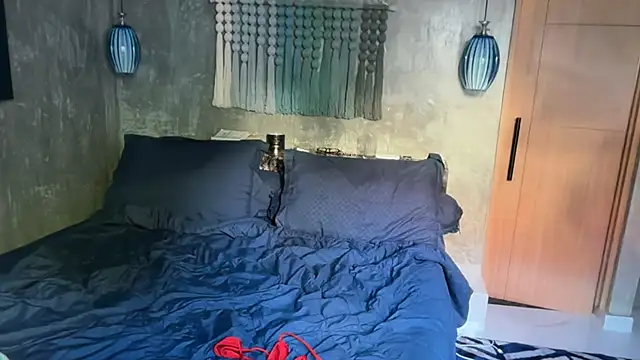 livsslife's cam snapshot