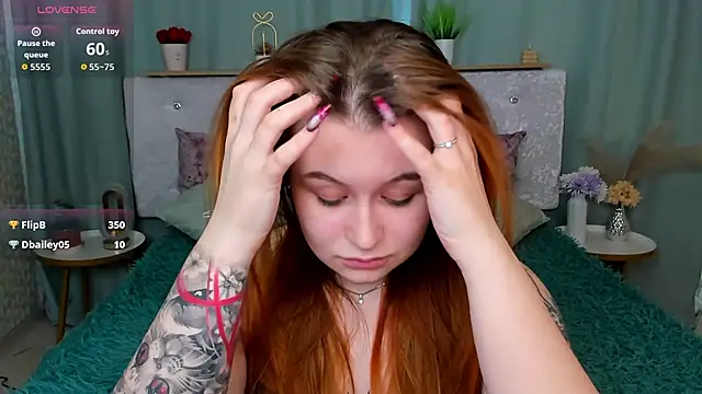 MilanaXHoney's cam snapshot