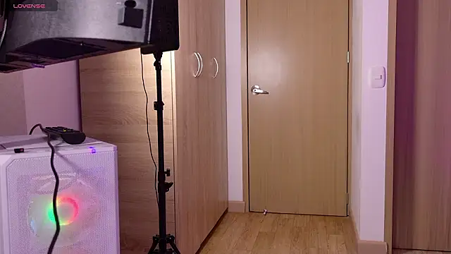 ZoeAniston's cam snapshot