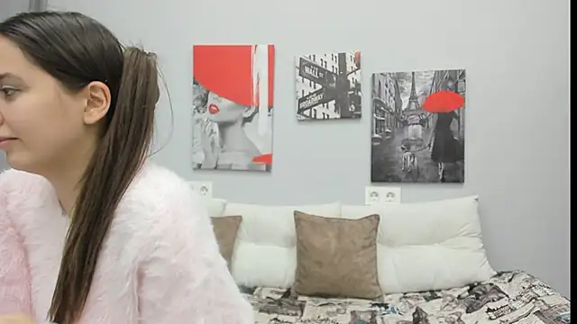 Tiny_JuJu's cam snapshot