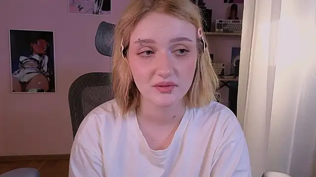 ELLIEJAY live sex cam