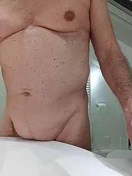 Oldmenhot66 live sex cam