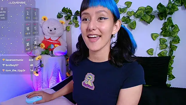 tati_cardenas's cam snapshot