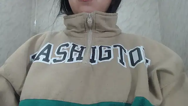 CarolineBrunx's cam snapshot