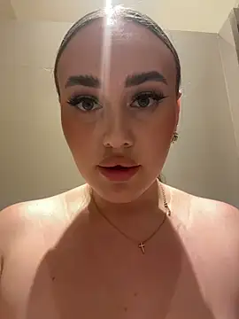 KiraSunshine's cam snapshot