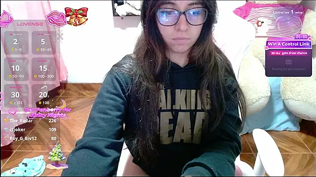 Maggie_Fox3's cam snapshot