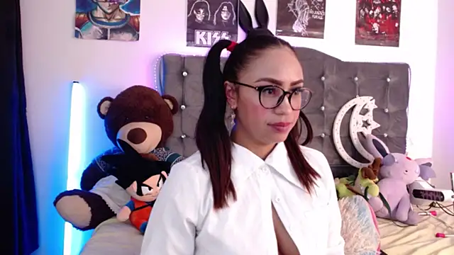 lunabritton1's cam snapshot