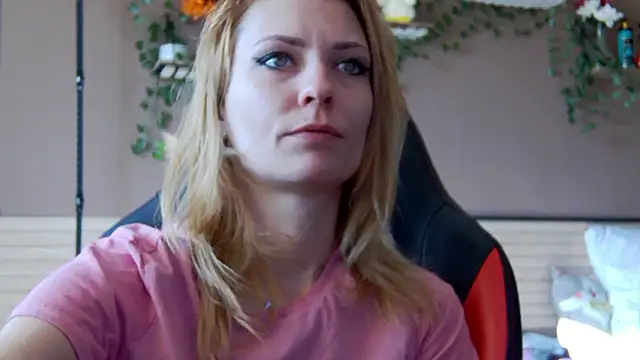 karo123421's cam snapshot