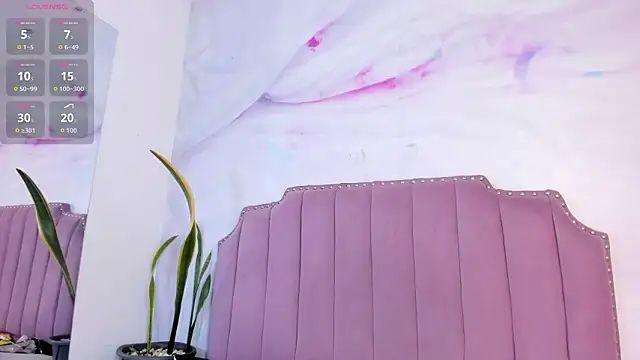 Lia_Guzman live sex cam