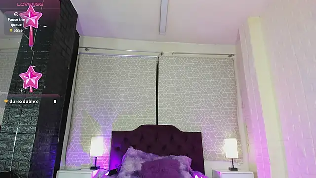 Zamara_Kleii live sex cam