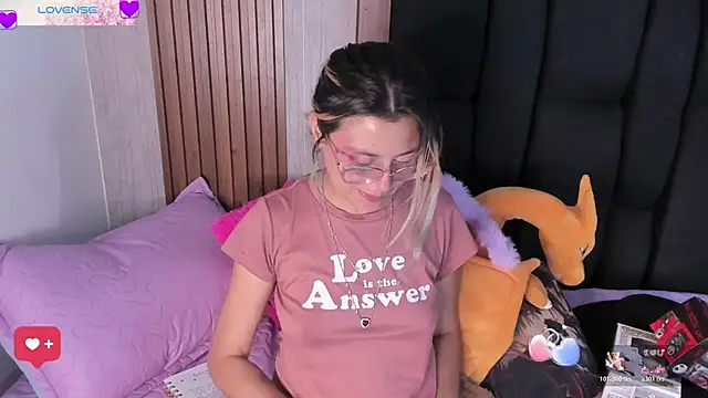 YukkyKuran_'s cam snapshot