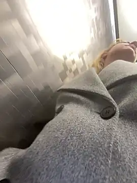 TiffaneyLove live sex cam