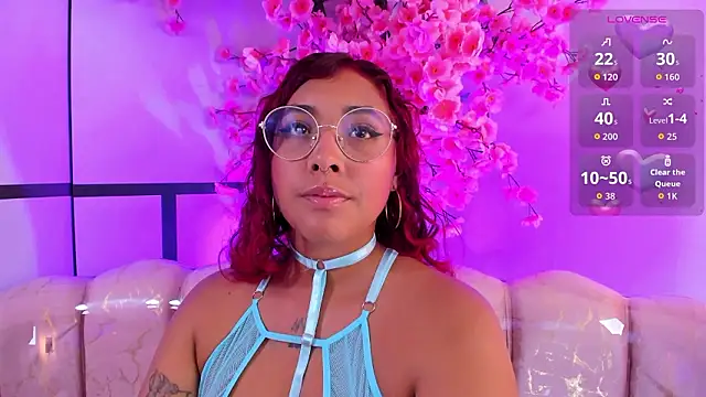 Olivejoness's cam snapshot