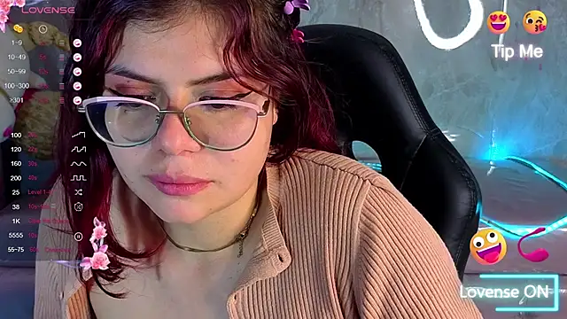 draviana_a_'s cam snapshot