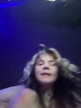 Cutiepiespanks's cam snapshot