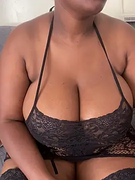 Naughty-sonia2's cam snapshot