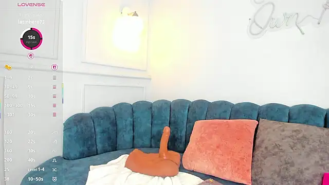 Lia_Velez_'s cam snapshot