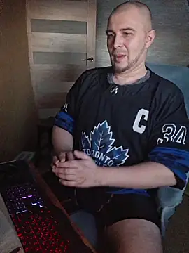 Foxyshaved live sex cam